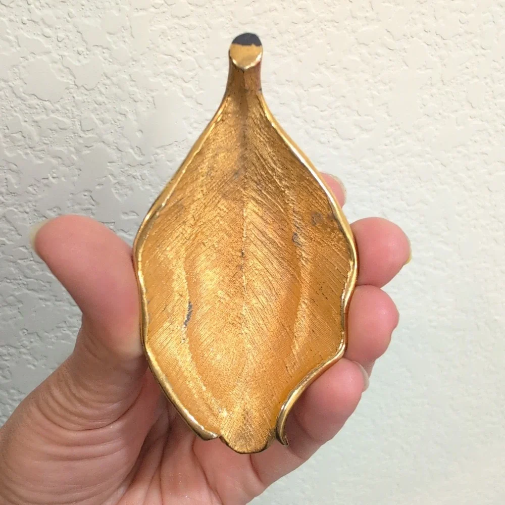 Vintage Monet Gold Plated TANCRAFT Leaf Shaped Trinket Dish‎ Jewelry Tray Dining